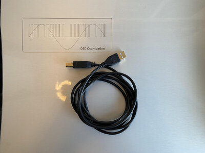 Basic USB cable CEN.Grand Audio DSDAC 1.0 Advanced 1.jpg