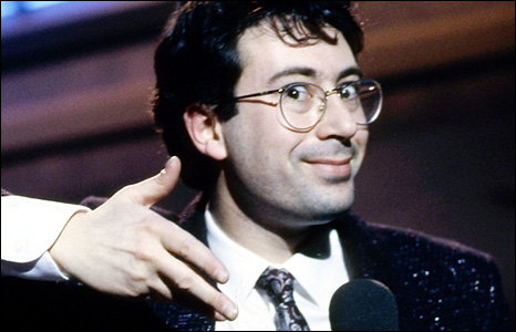 _44975680_ben_elton_1990_466bbc.jpg