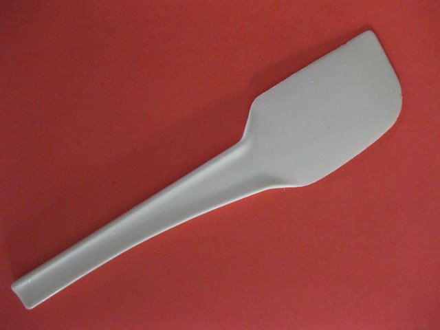 plastic-spatula.JPG