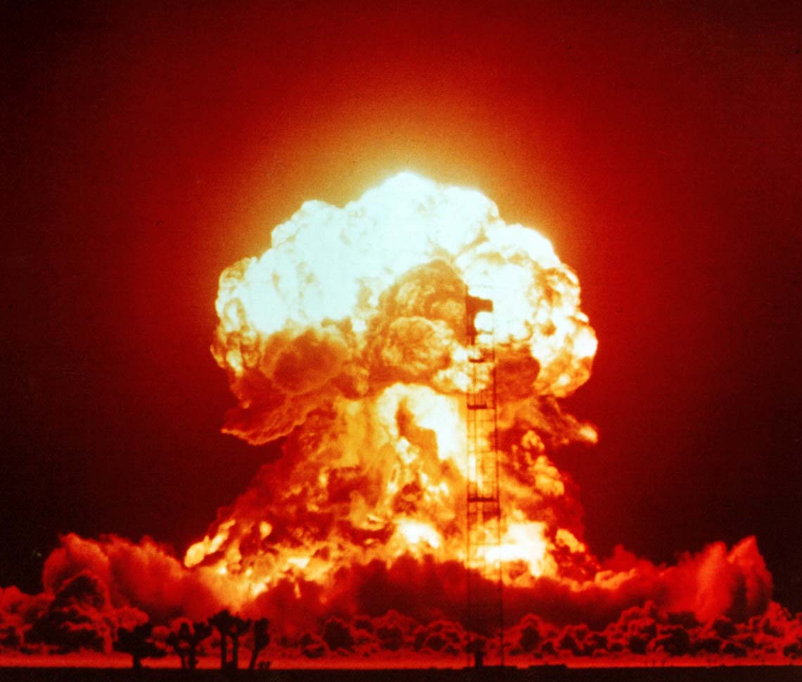 Nuclear-War-America.jpg