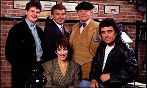 _1439937_lovejoy300.jpg