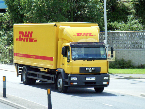 dhl05.jpg