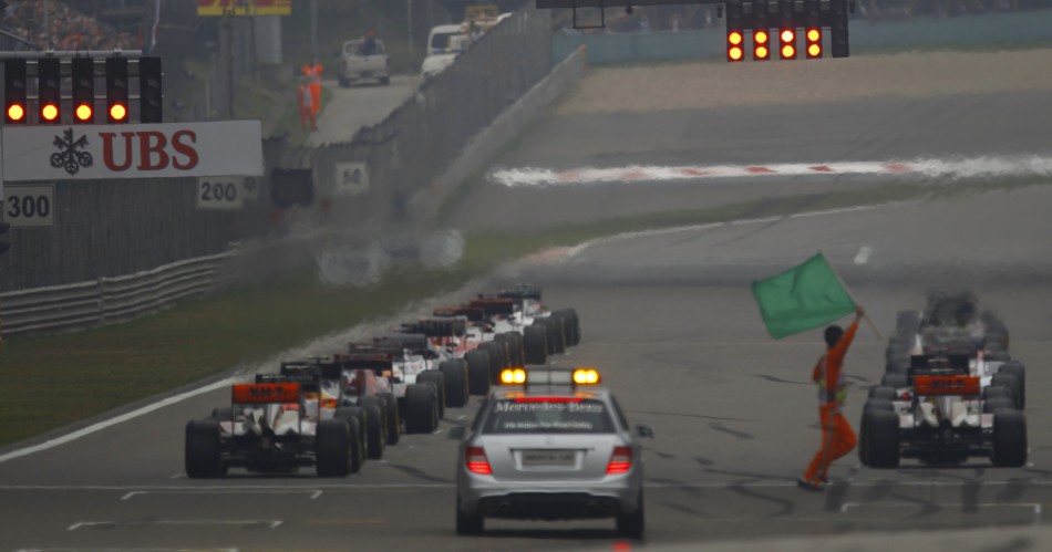 formula-one-drivers-wait-red-lights-go-off-start-chinese-f1-grand-prix-shanghai-international.jpg