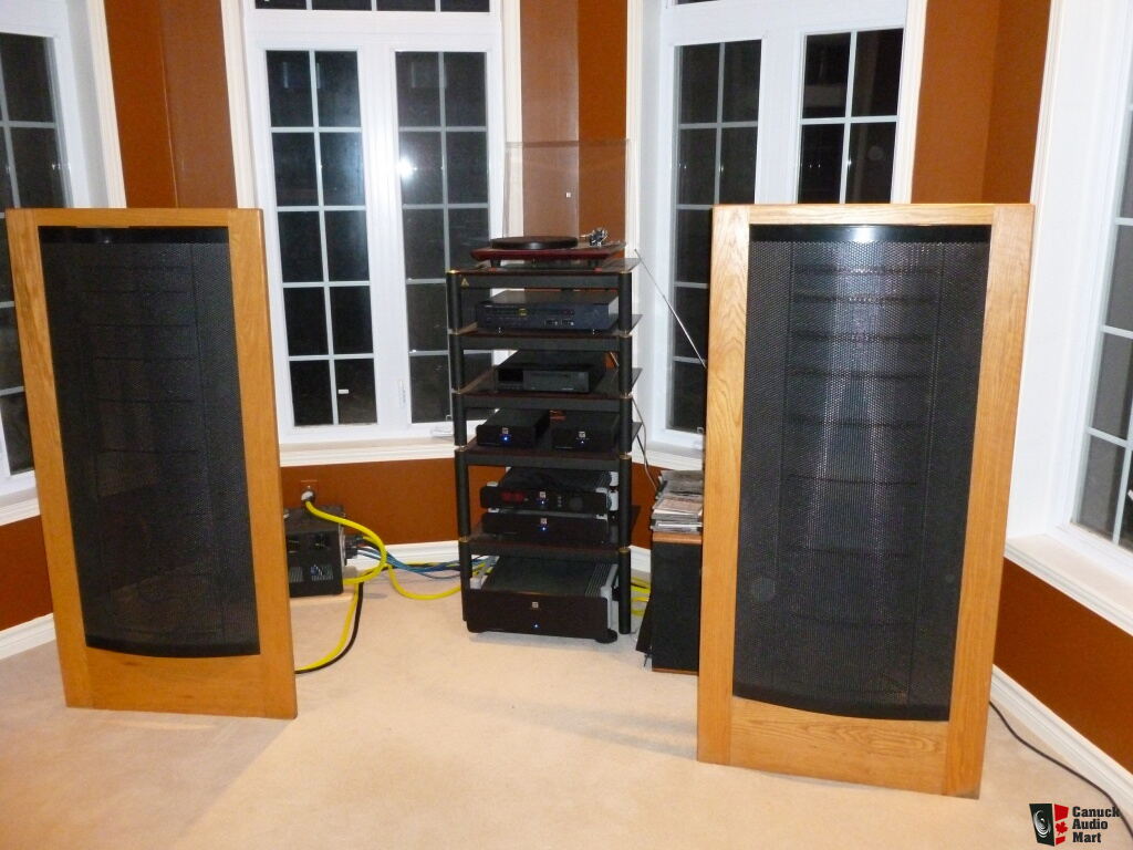 675539-martin_logan_cls_upgraded_with_cls_iiz_panels_90hrs_run_time_superb.jpg