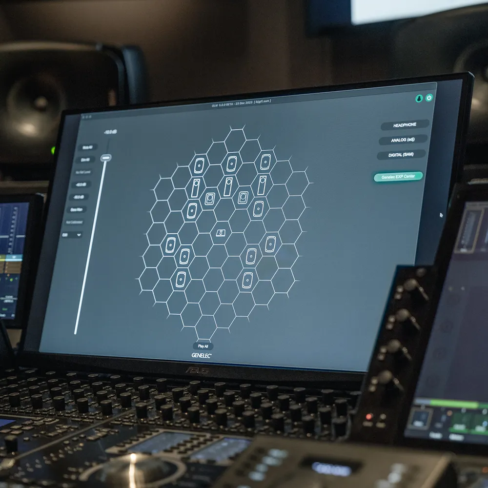 www.genelec.com